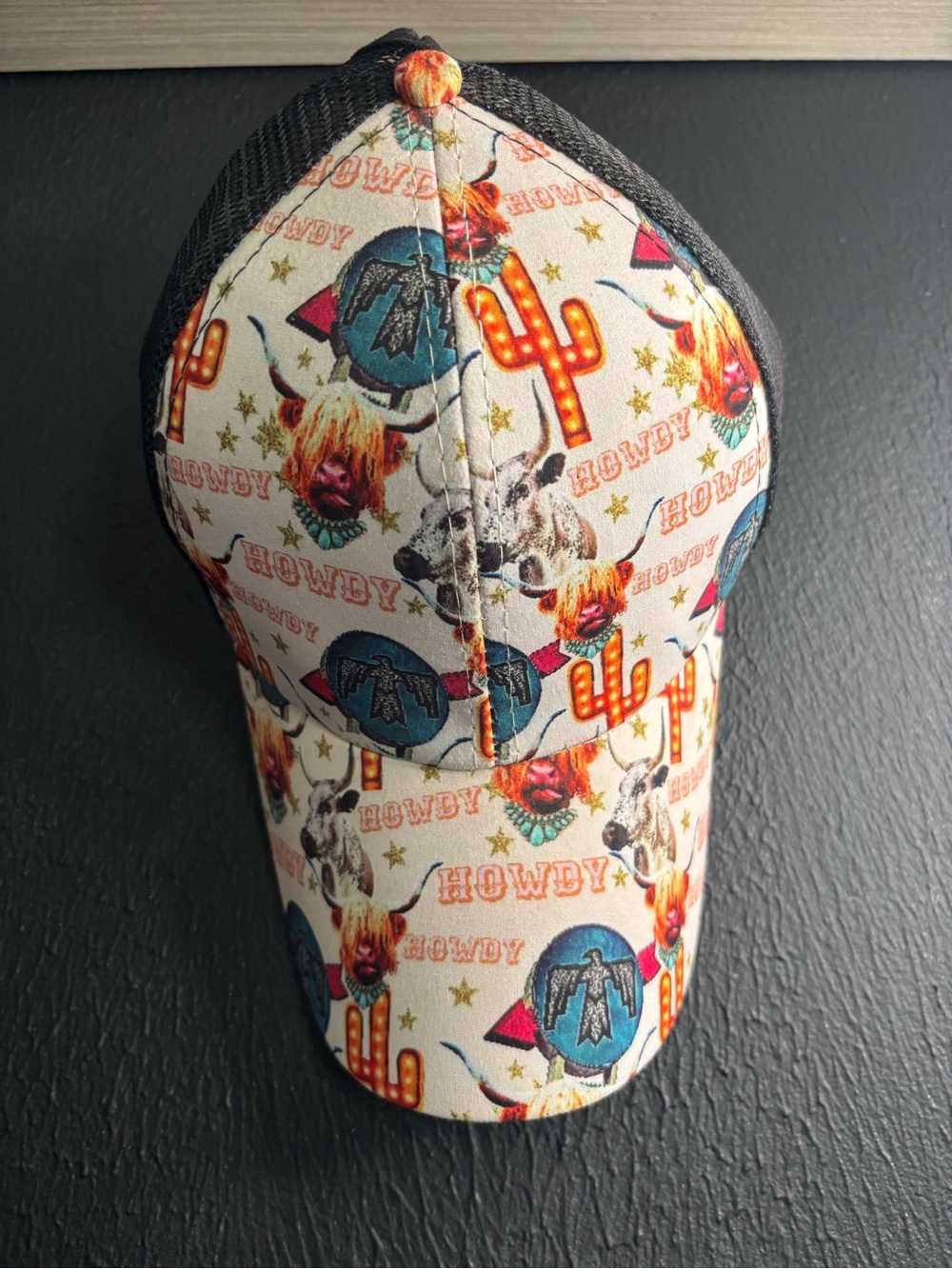 Howdy Western Graphic Baseball Cap - Multicolor